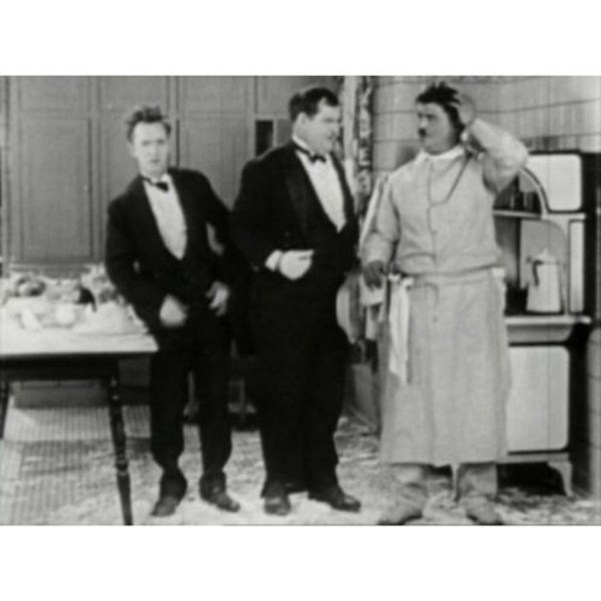 From Soup to Nuts (1928) Rare Classic Comedy DVD – Laurel & Hardy Silent Short